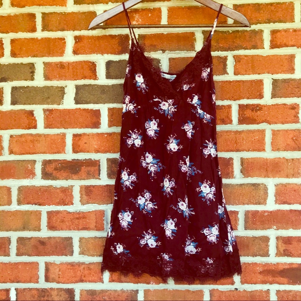 American eagle lace Cami Dress Floral Burgandy